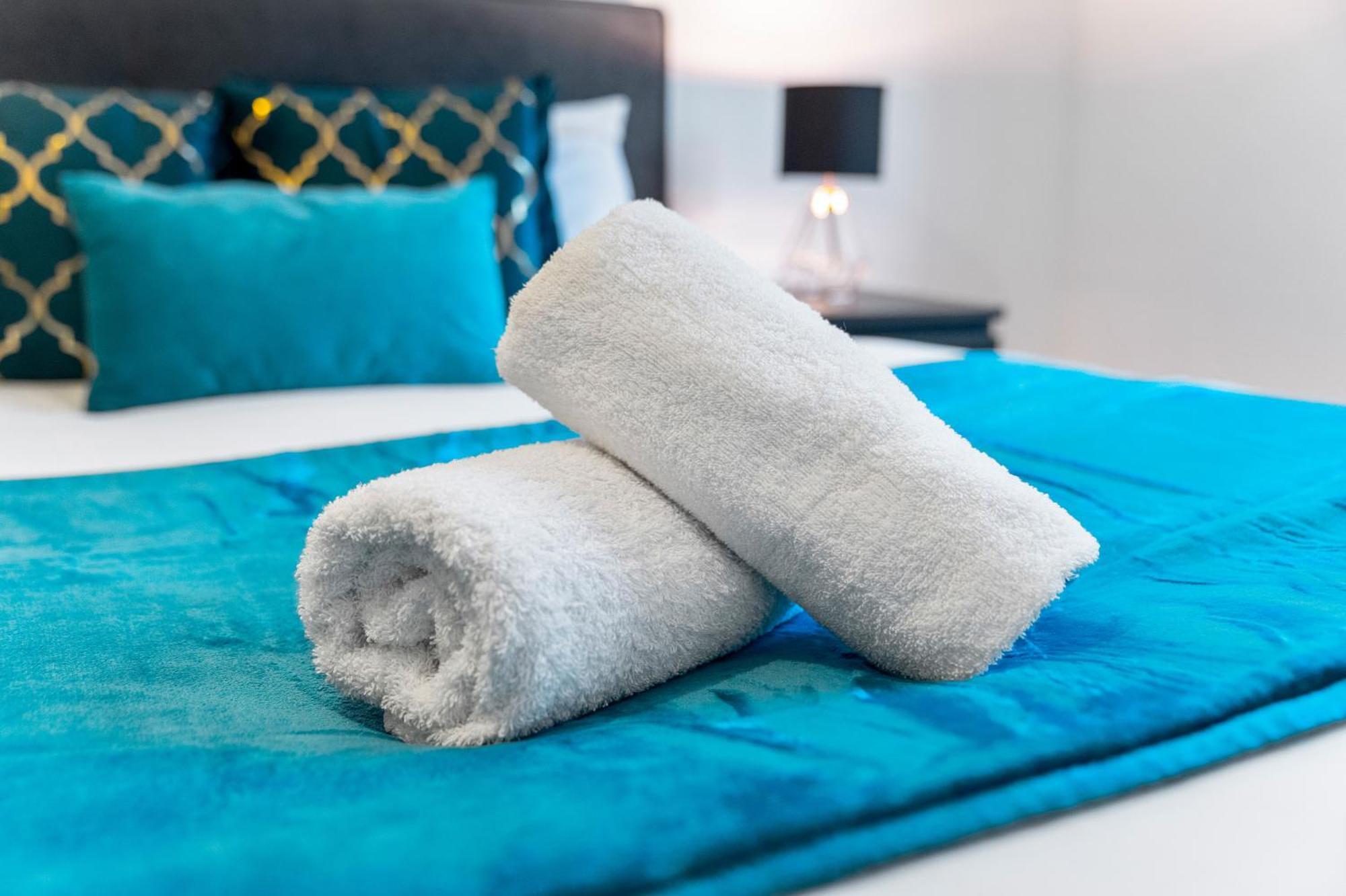New Luxe Apartment - Secure Parking - Birmingham City Centre - Netflix - Wifi - Top Rated - 54M Екстериор снимка